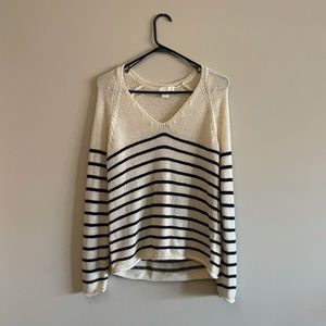 Striped cream and navy knit v-neck sweater, size S.